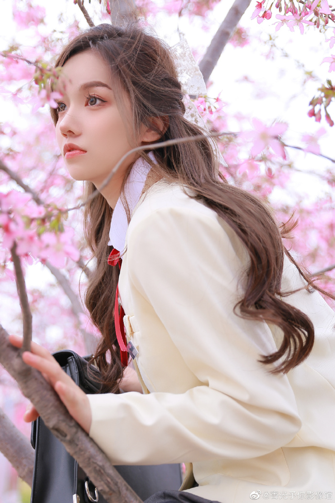 三体 封面